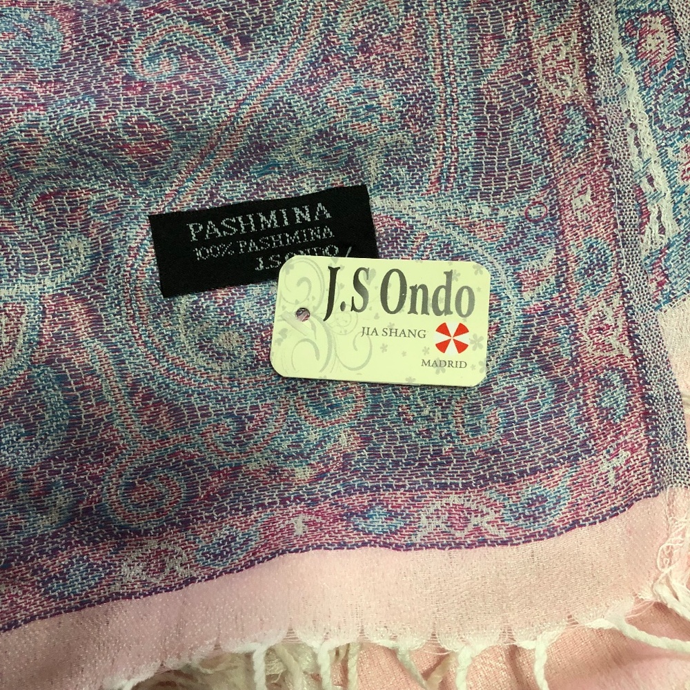 Bundle of 2 pink scarfs, labeled pashima